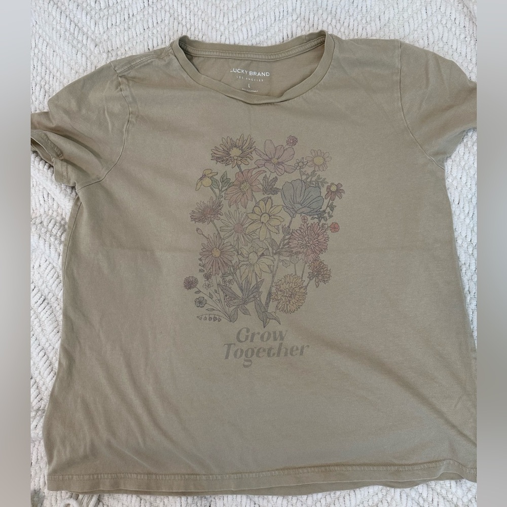 Lucky brand T-shirt. Size Lg